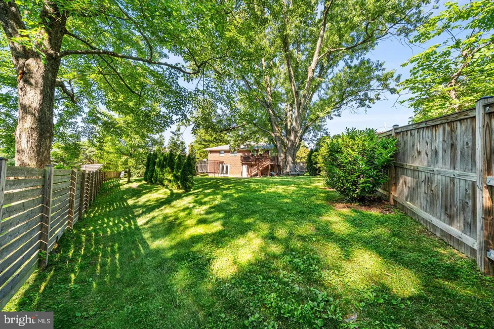 2305 PEGGY LANE Silver Spring, MD 20910