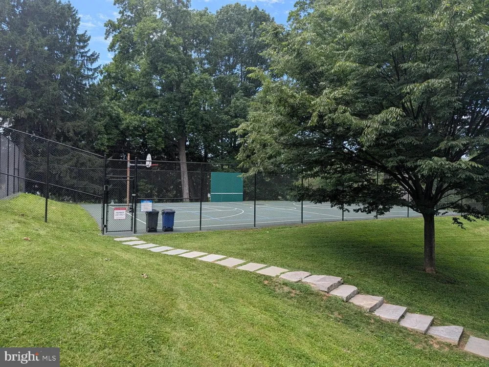2305 PEGGY LANE Silver Spring, MD 20910
