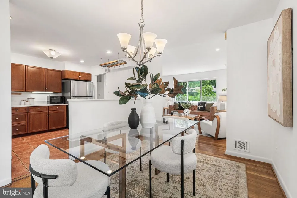 2305 PEGGY LANE Silver Spring, MD 20910