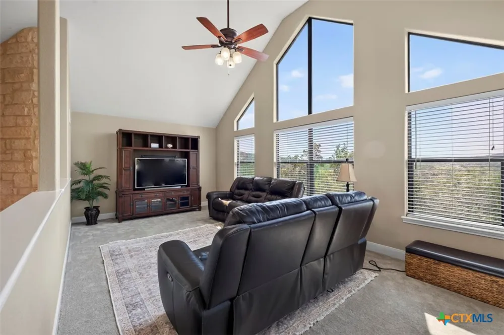138 Canyon Creek Canyon Lake, TX 78133