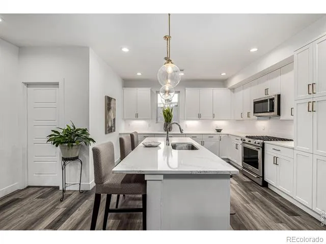 6820 E Lowry Boulevard Denver, CO 80230