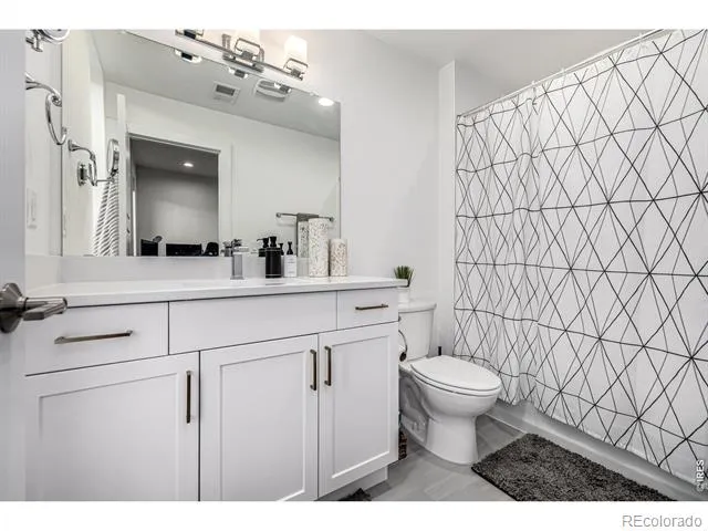 6820 E Lowry Boulevard Denver, CO 80230