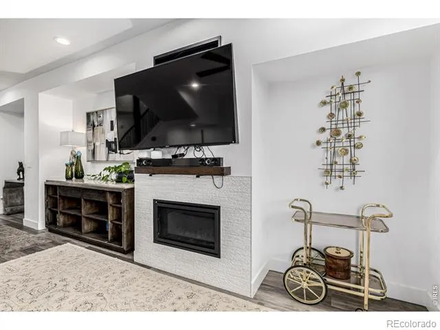 6820 E Lowry Boulevard Denver, CO 80230