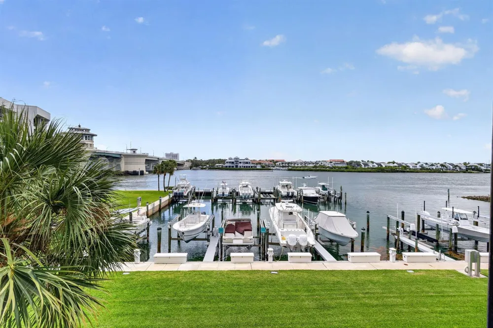 1748 Jupiter Cove Drive #319 Jupiter, FL 33469