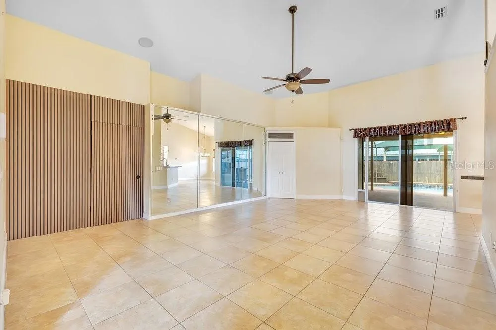 407 THUNDER GULCH COURT Orlando, FL 32824