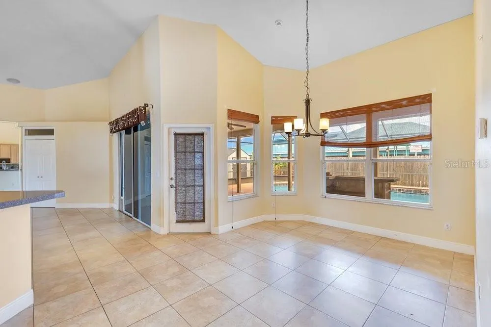 407 THUNDER GULCH COURT Orlando, FL 32824