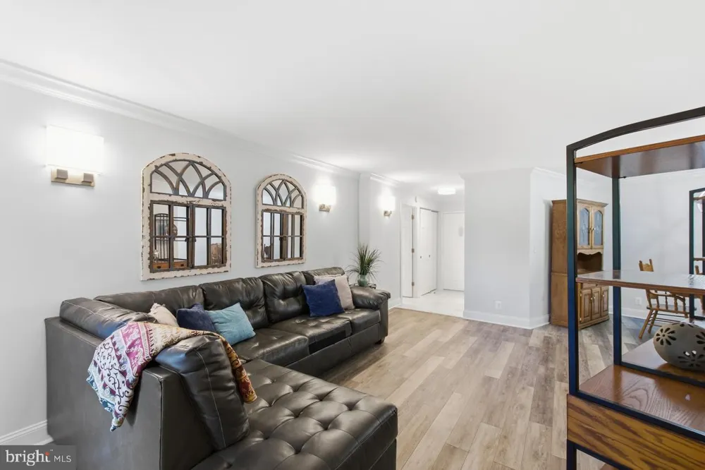 5901 MOUNT EAGLE DRIVE #111 Alexandria, VA 22303
