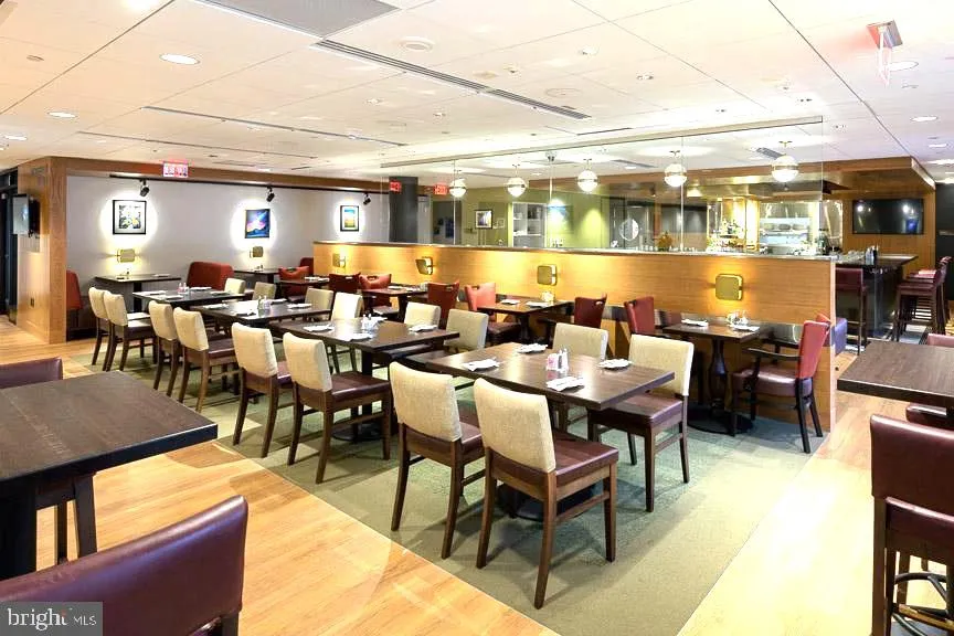 5901 MOUNT EAGLE DRIVE #111 Alexandria, VA 22303