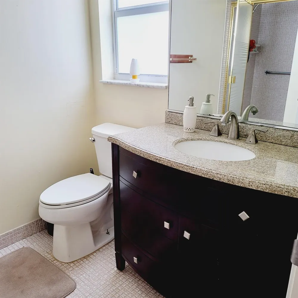 23 Colonial Club Drive #200 Boynton Beach, FL 33435