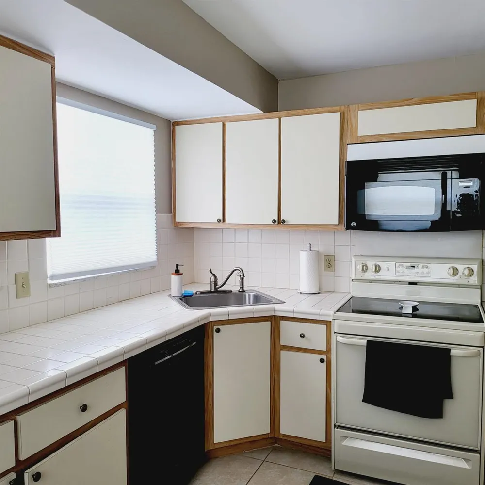 23 Colonial Club Drive #200 Boynton Beach, FL 33435
