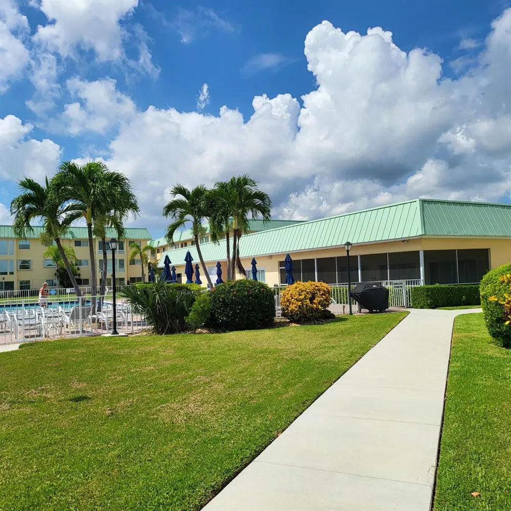 23 Colonial Club Drive #200 Boynton Beach, FL 33435