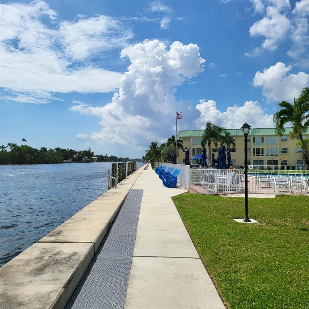 23 Colonial Club Drive #200 Boynton Beach, FL 33435