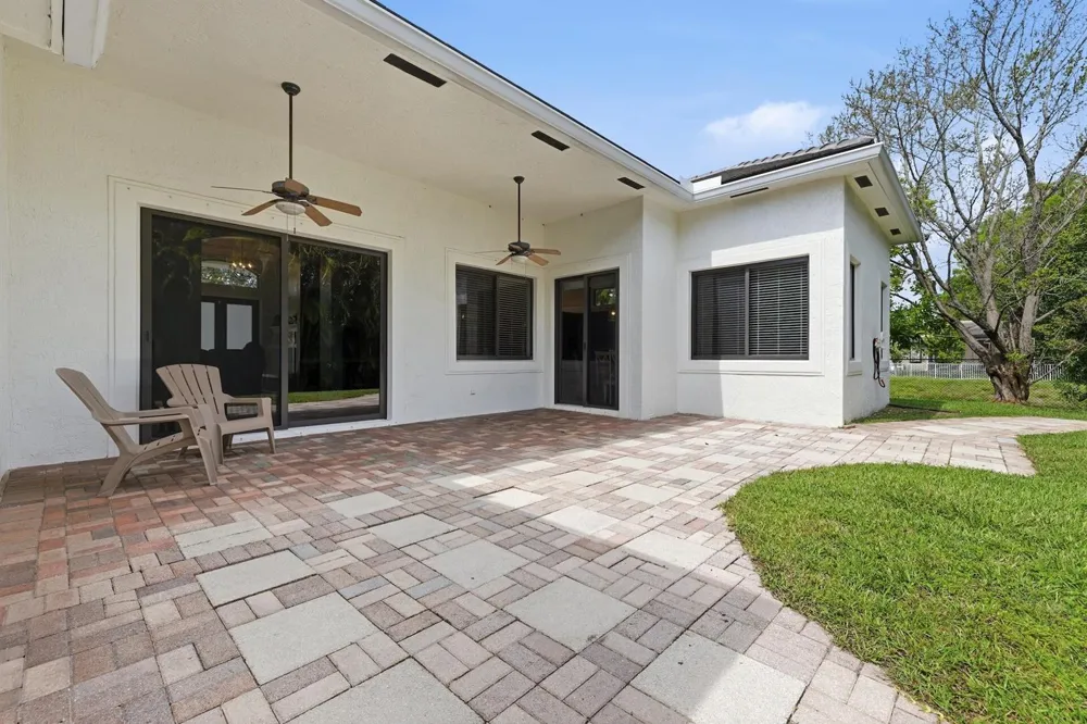 4797 NW 72nd Place Coconut Creek, FL 33073