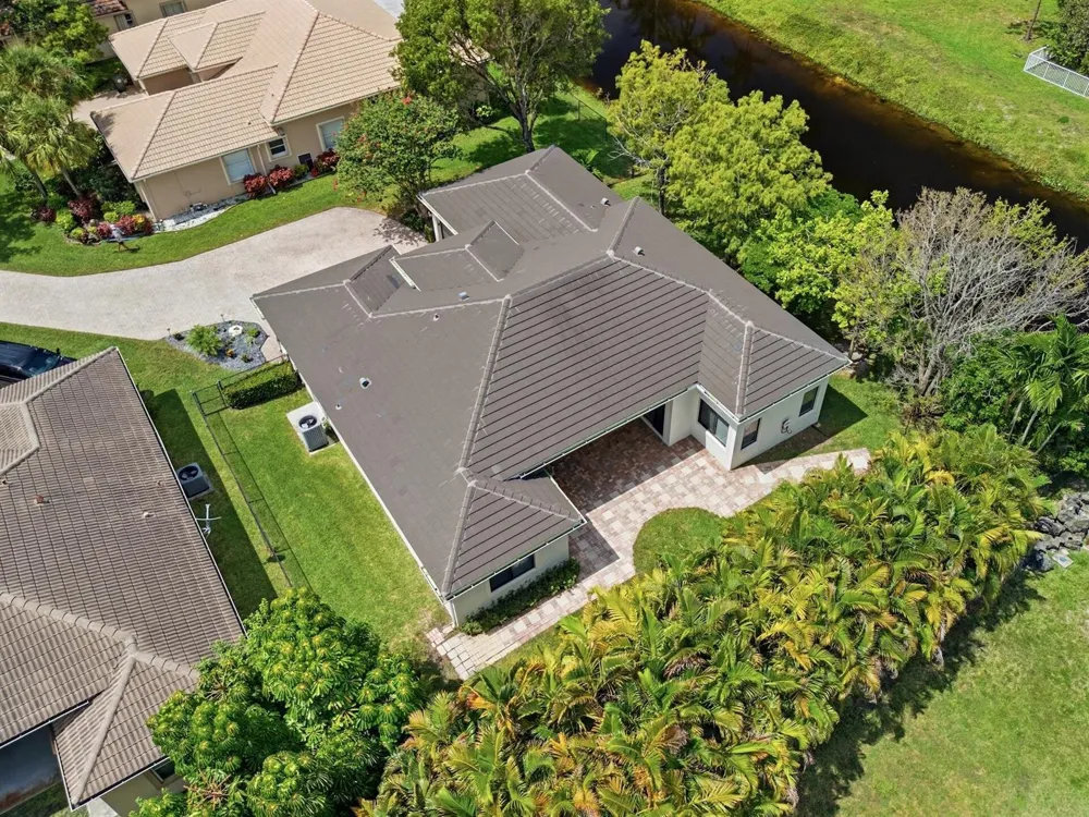 4797 NW 72nd Place Coconut Creek, FL 33073