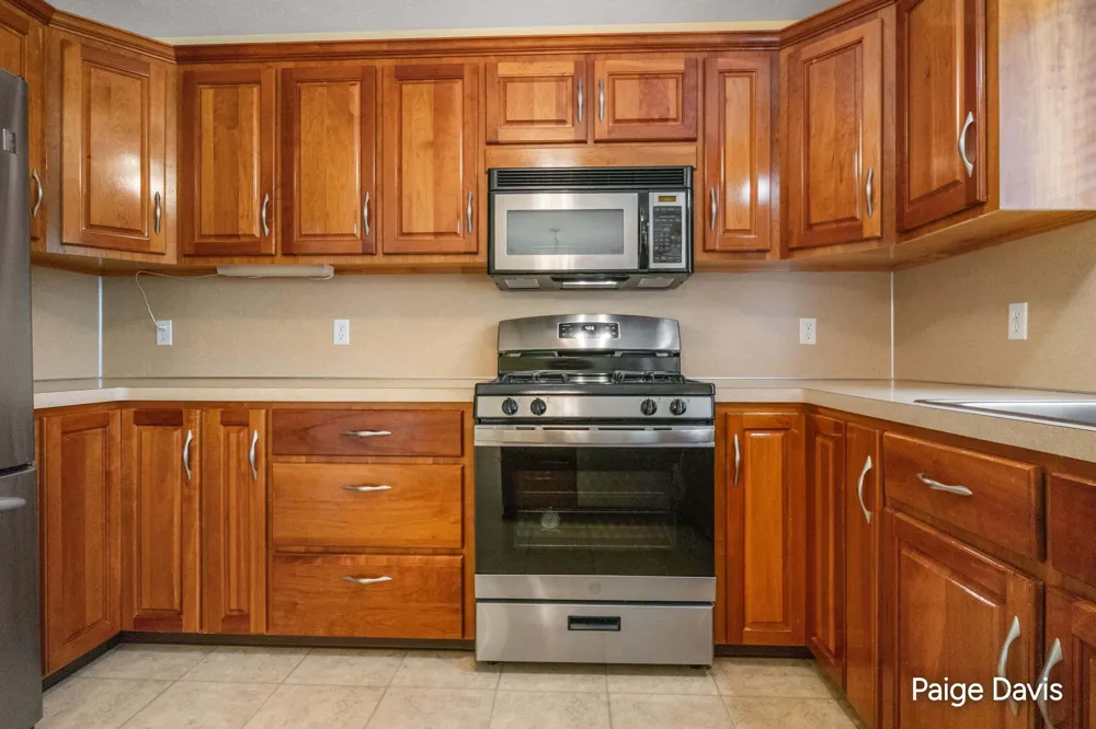 4596 Cider Wood Drive NW Grand Rapids, MI 49534