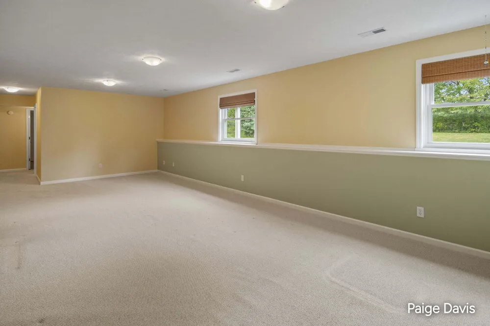 4596 Cider Wood Drive NW Grand Rapids, MI 49534