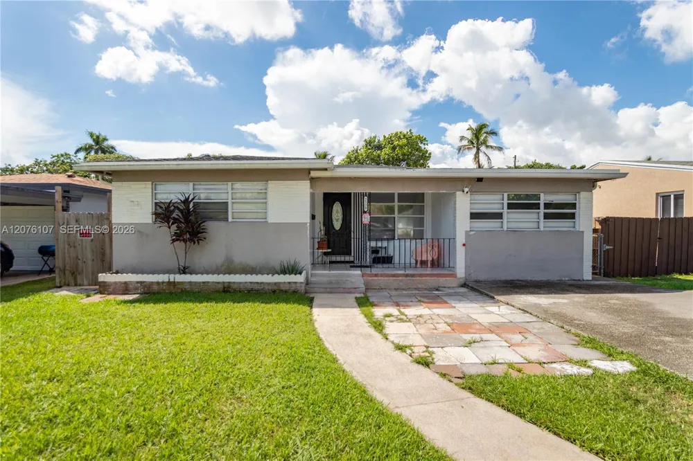 2530 Rodman Hollywood, FL 33020