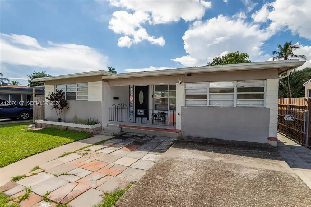 2530 Rodman Hollywood, FL 33020