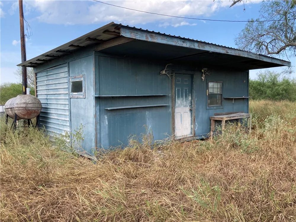 158 CR 117 San Diego, TX 78384