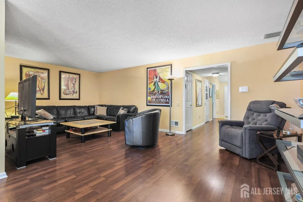124 Waterside Boulevard Monroe, NJ 08831