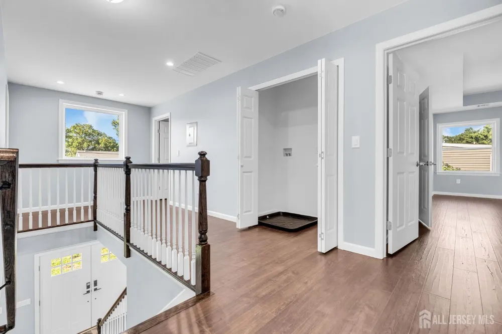 22 Parkerson Road Edison, NJ 08817