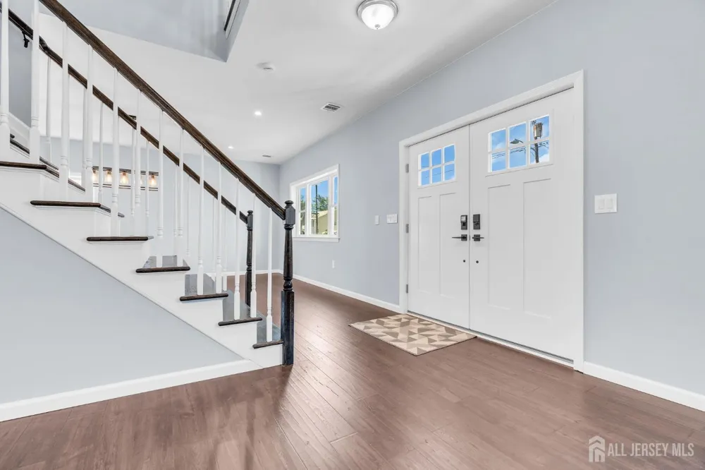 22 Parkerson Road Edison, NJ 08817