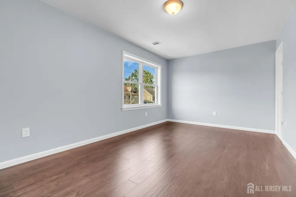 22 Parkerson Road Edison, NJ 08817