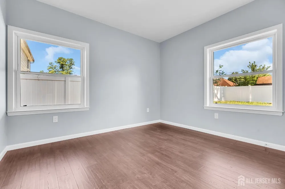 22 Parkerson Road Edison, NJ 08817