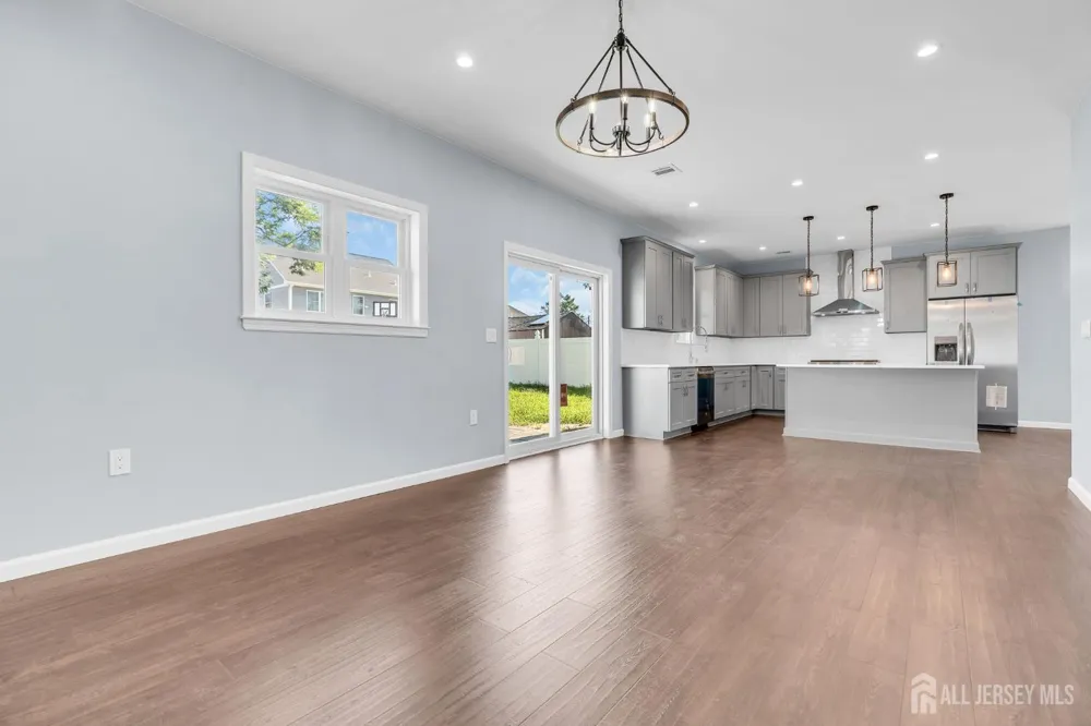 22 Parkerson Road Edison, NJ 08817