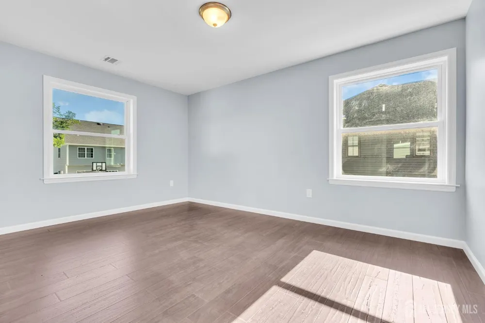 22 Parkerson Road Edison, NJ 08817