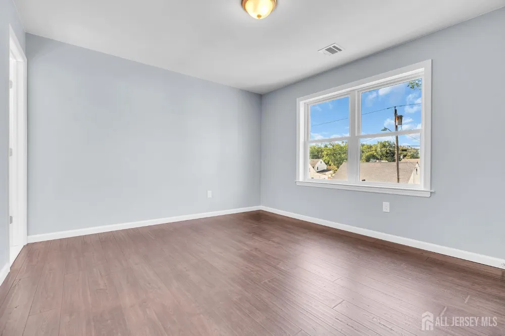 22 Parkerson Road Edison, NJ 08817