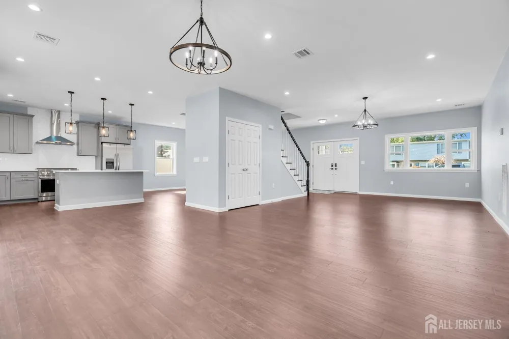 22 Parkerson Road Edison, NJ 08817