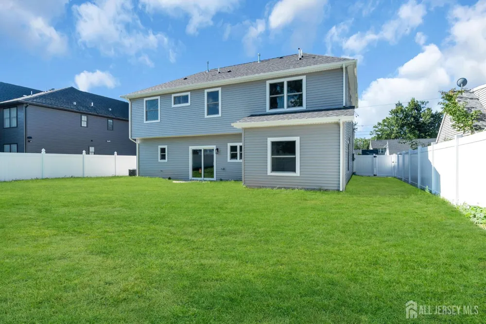 22 Parkerson Road Edison, NJ 08817