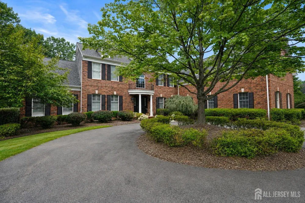 17 spring lake Drive Chester, NJ 07931