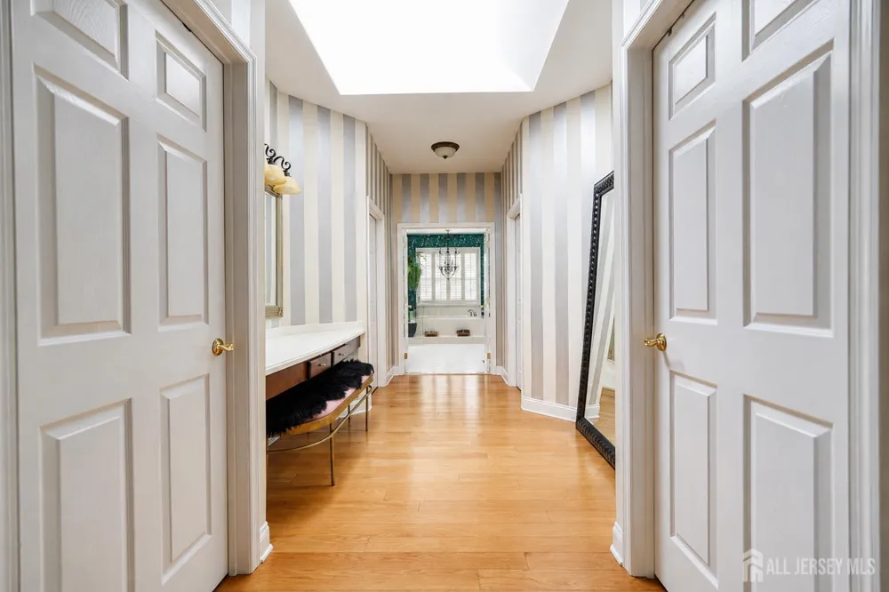 17 spring lake Drive Chester, NJ 07931