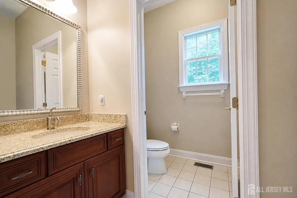17 spring lake Drive Chester, NJ 07931