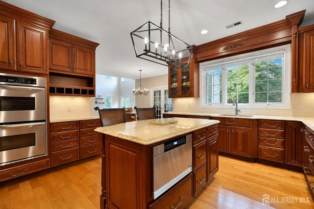 17 spring lake Drive Chester, NJ 07931