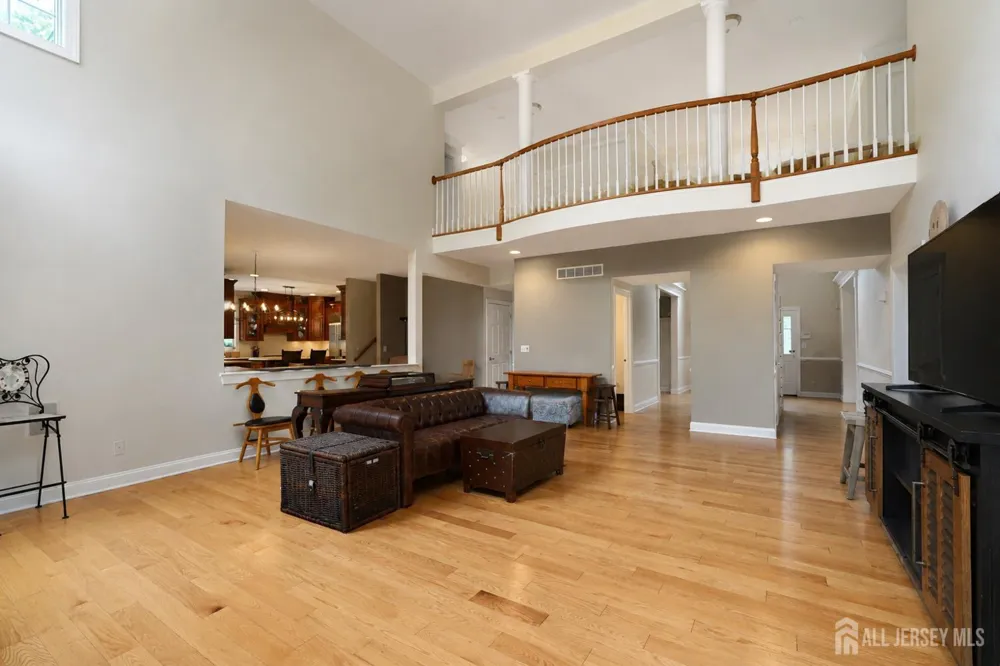 17 spring lake Drive Chester, NJ 07931