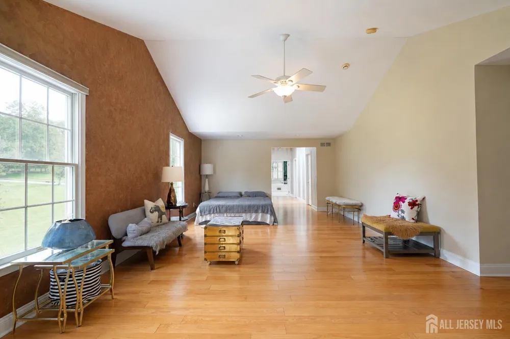 17 spring lake Drive Chester, NJ 07931