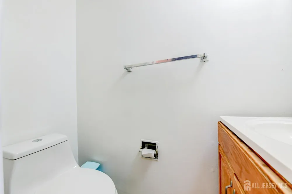 493 Fayette Street Perth Amboy, NJ 08861