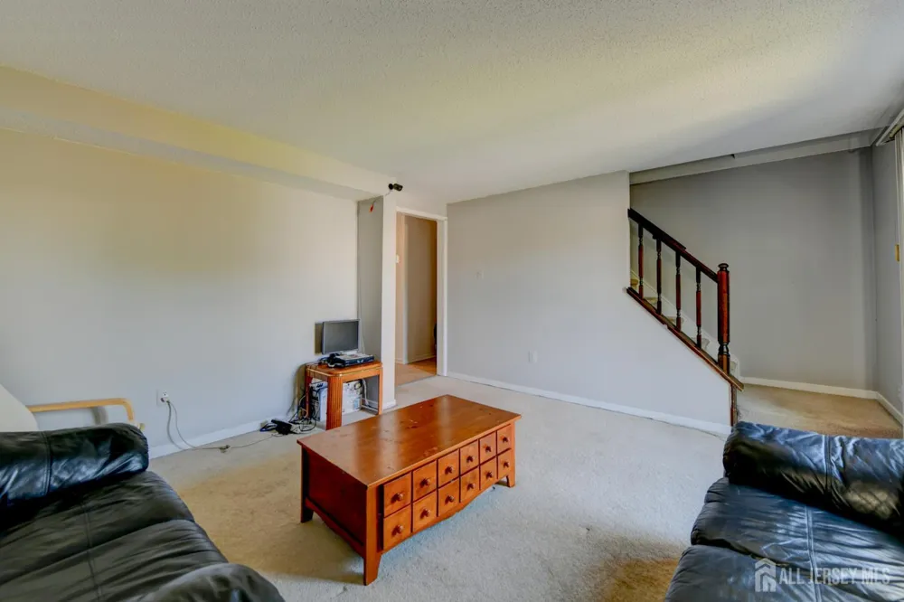 493 Fayette Street Perth Amboy, NJ 08861