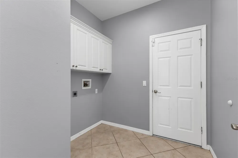 2739 ATWATER DRIVE North Port, FL 34288