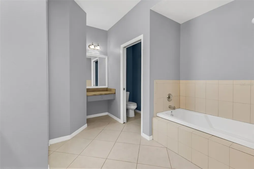 2739 ATWATER DRIVE North Port, FL 34288