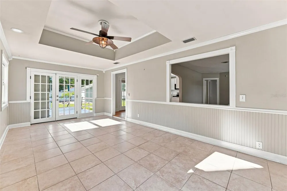 2114 21ST AVENUE St Petersburg, FL 33713