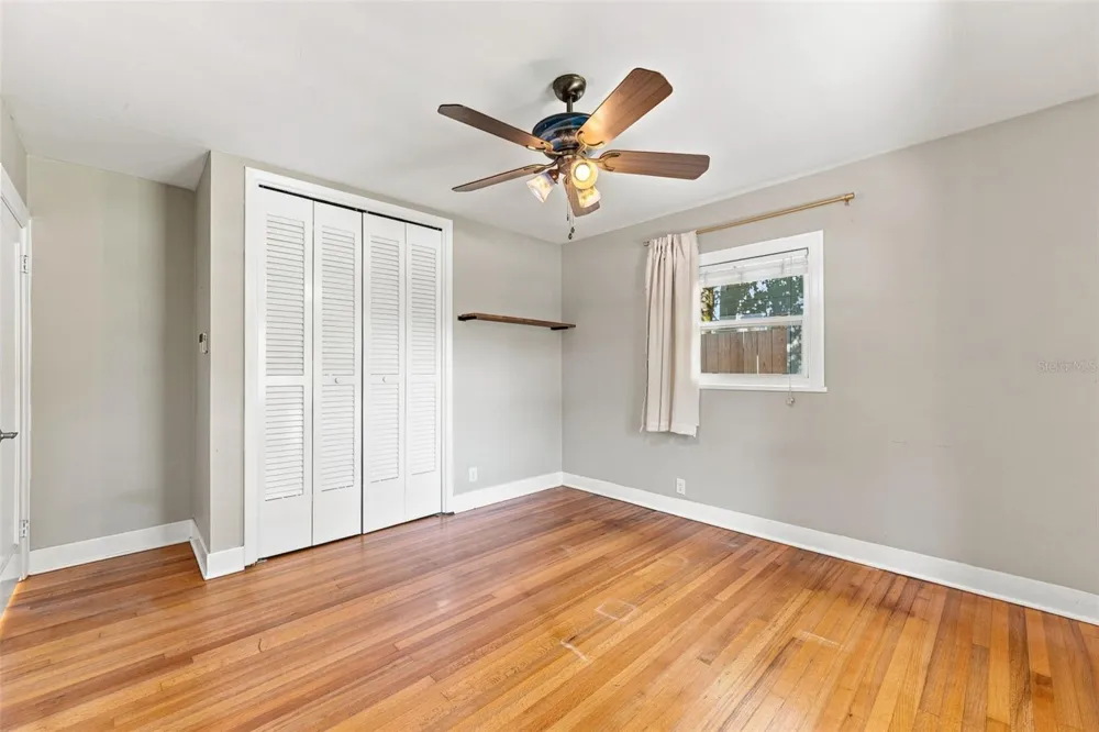 2114 21ST AVENUE St Petersburg, FL 33713