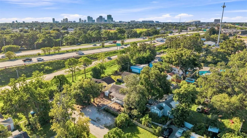 2114 21ST AVENUE St Petersburg, FL 33713