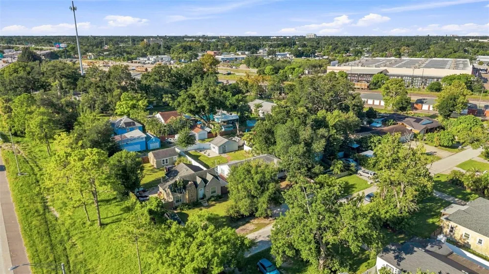 2114 21ST AVENUE St Petersburg, FL 33713