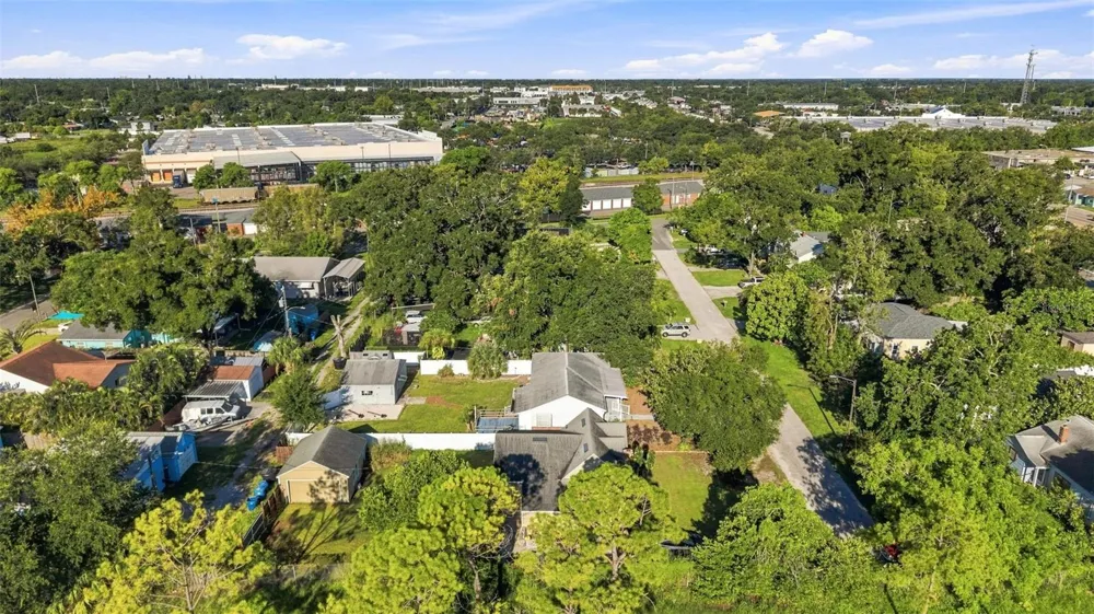 2114 21ST AVENUE St Petersburg, FL 33713