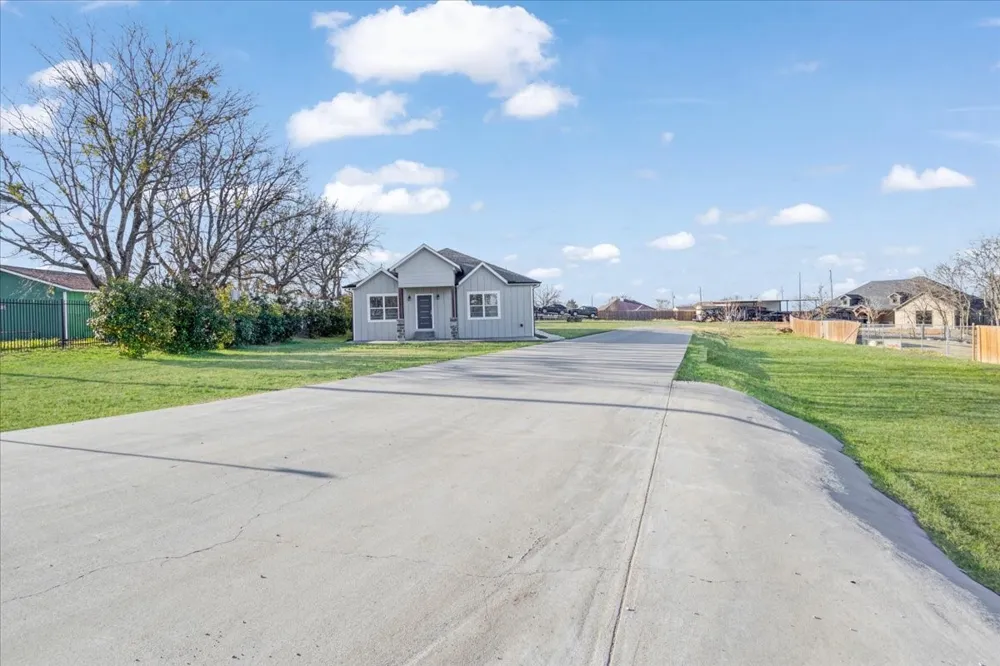920 Oil Mill Road Van Alstyne, TX 75495