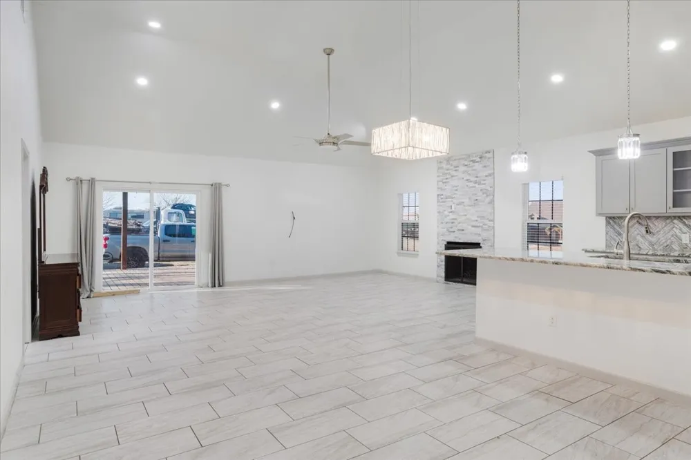 920 Oil Mill Road Van Alstyne, TX 75495